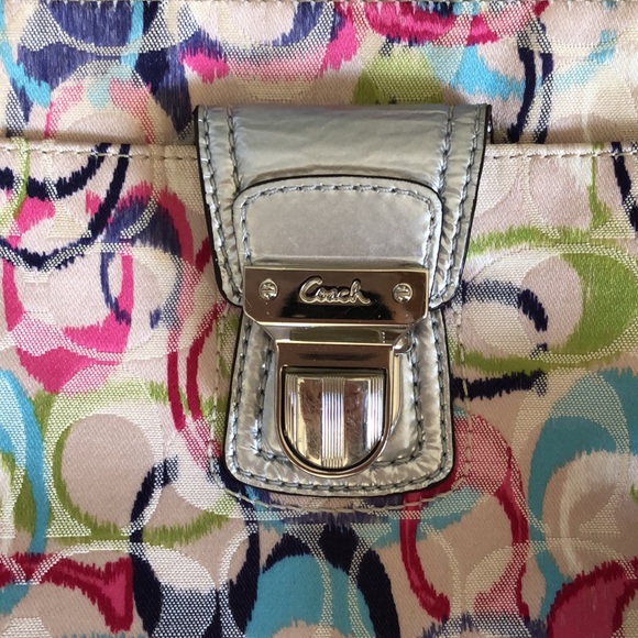 Coach logo handbag - Picture 6 of 9